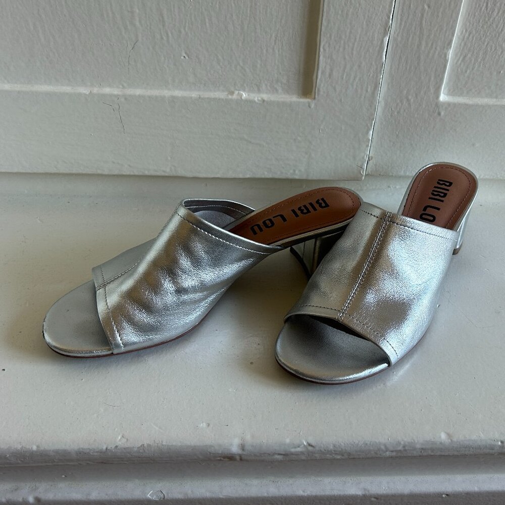 Gently Worn Silver Bibi Lou Block-Heel Mules (Sz 39)